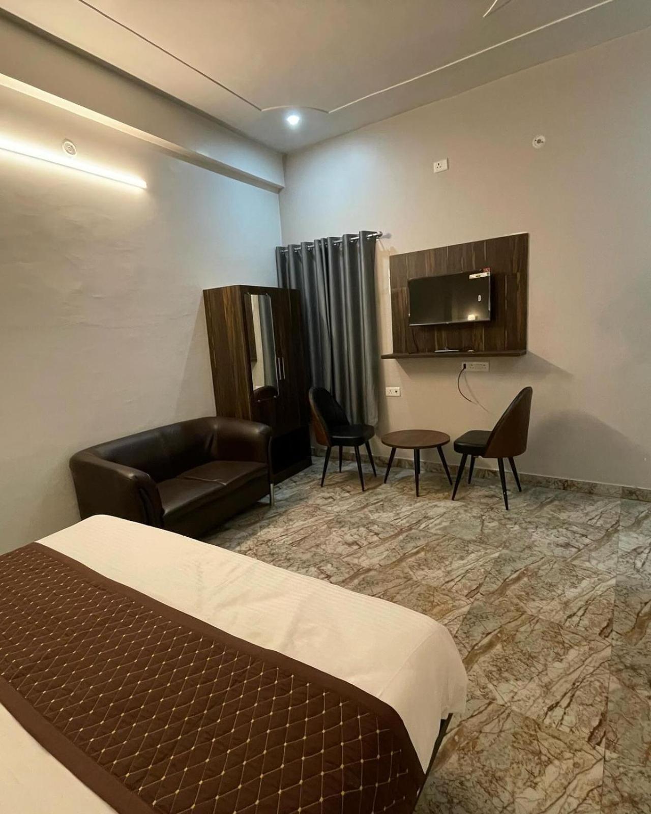 Hotel Sangam View Prayagraj Exterior photo