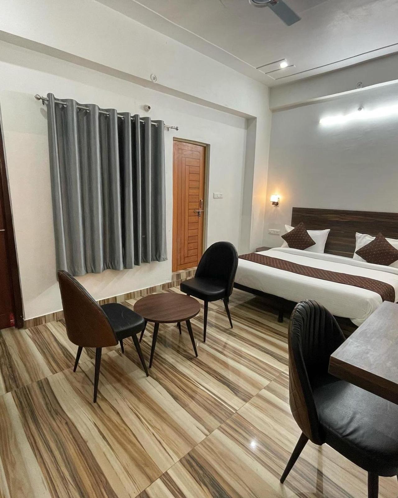 Hotel Sangam View Prayagraj Exterior photo